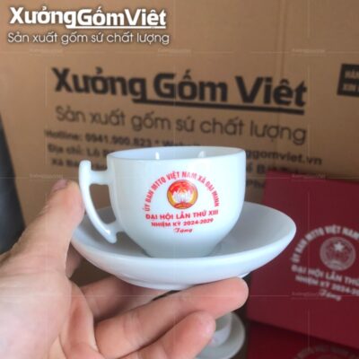 bo-am-chen-su-trang-in-logo-uy-ban-nhan-dan-mat-tran-to-quoc-viet-nam-xa-hoi-chu-nghia-dai-hoi-lan-thu-xiii-nhiem-ky-2024-2029 (4)