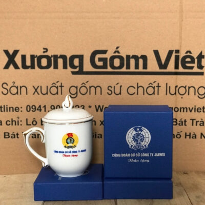 coc-su-in-logo-Cong-doan-co-so-cong-ty-JIAWEI-dang-bau-co-nap-mau-trang-vien-kim-1
