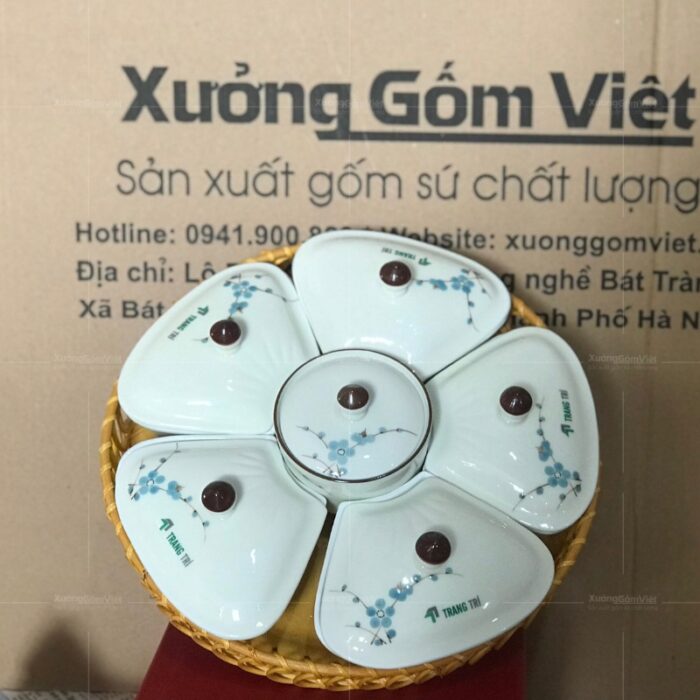 khay-mut-5-canh-bat-trang-ve-hoa-dao-thu-cong-in-logo-4.