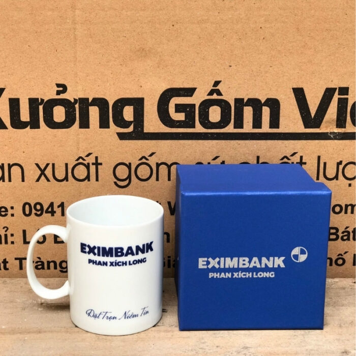ly-su-in-logo-Eximbank-Phan-Xich-Long-dang-tru-cao-co-quai-mau-trang-1