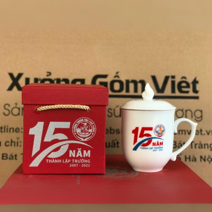 ly-su-in-logo-ky-niem-15-nam-thanh-lap-truong-THPT-Thanh-Khe-dang-bau-co-nap-mau-trang-1