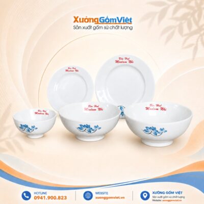 Bộ bát đĩa in logo Bún Huế Madam Nhi men trắng họa tiết sen xanh Bát Tràng BĐ-23