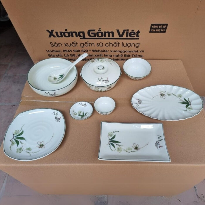 bo-bat-dia-in-logo-manh-hoa-tiet-truc-xanh-men-trang