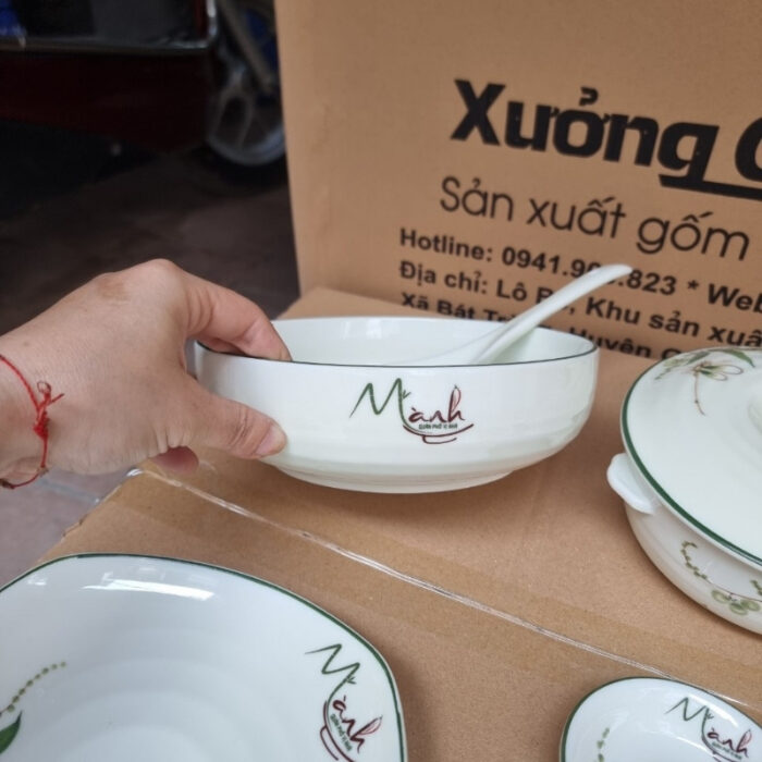 bo-bat-dia-in-logo-manh-hoa-tiet-truc-xanh-men-trang-8