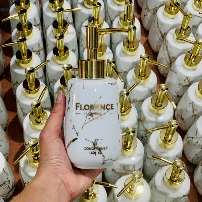 bo-dung-cu-nha-tam-in-logo-florence-van-da