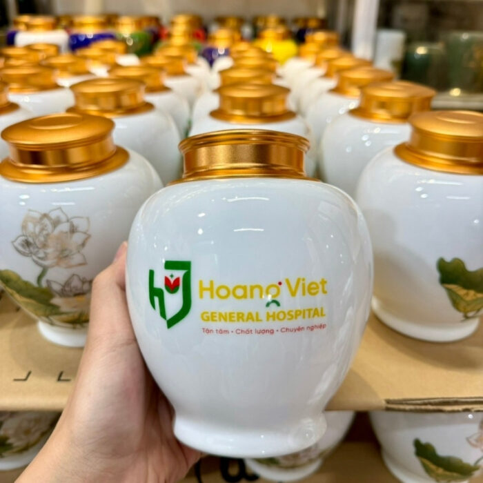 hu-dung-trang-in-logo-hoang-viet-dang-bau-mau-trang-hoa-tiet-hoa-sen
