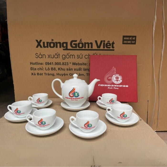 bo-am-chen-in-logo-ky-niem-chu-nien-lan-thu-60-GDPT-Hai-Hoi-dang-bau-tron-mau-trang-1