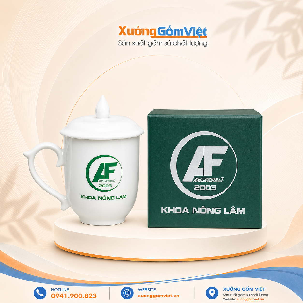 Ly sứ in logo Khoa Nông Lâm Trường Đại học Đà Lạt dáng bầu có nắp màu trắng M162