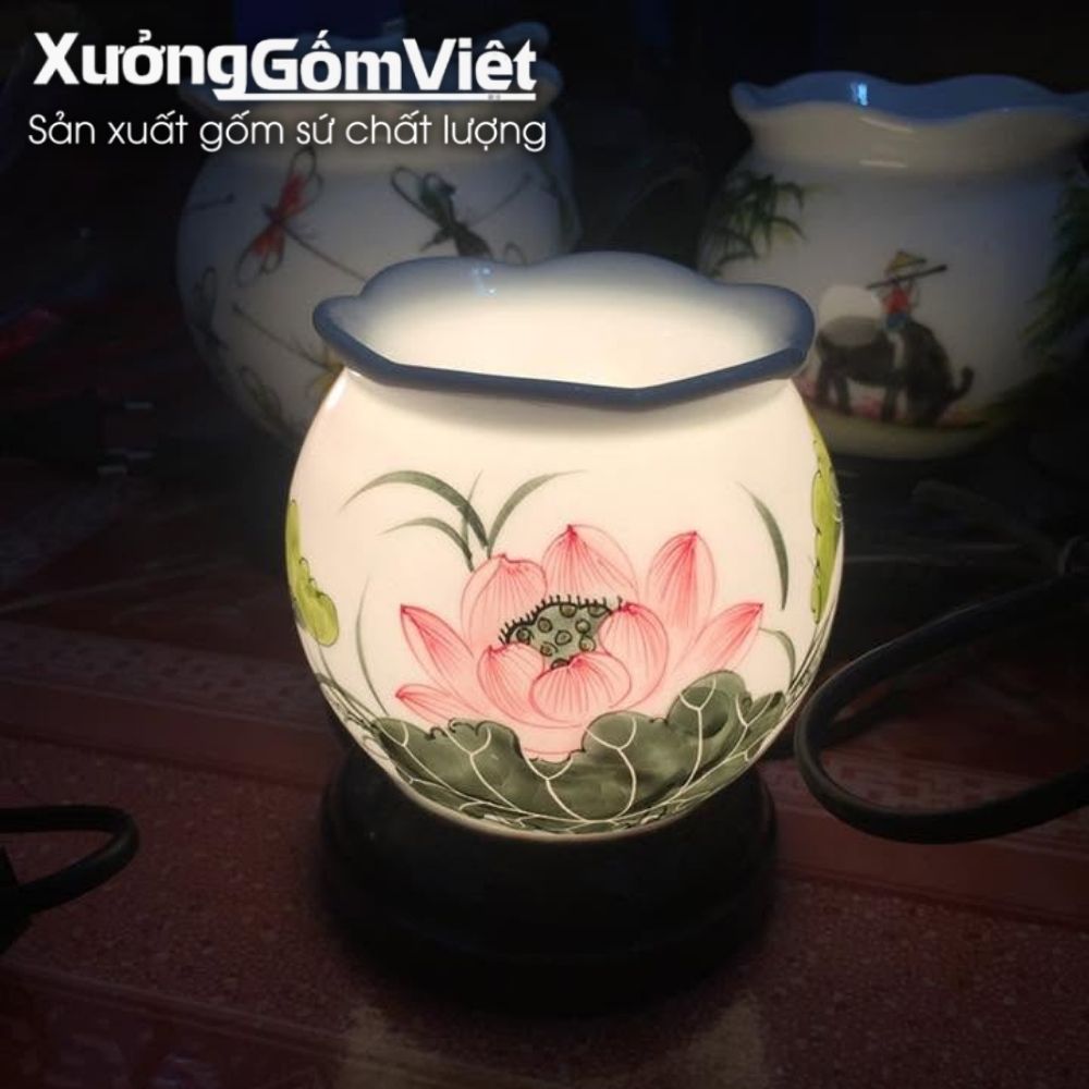 Đèn xông tinh dầu