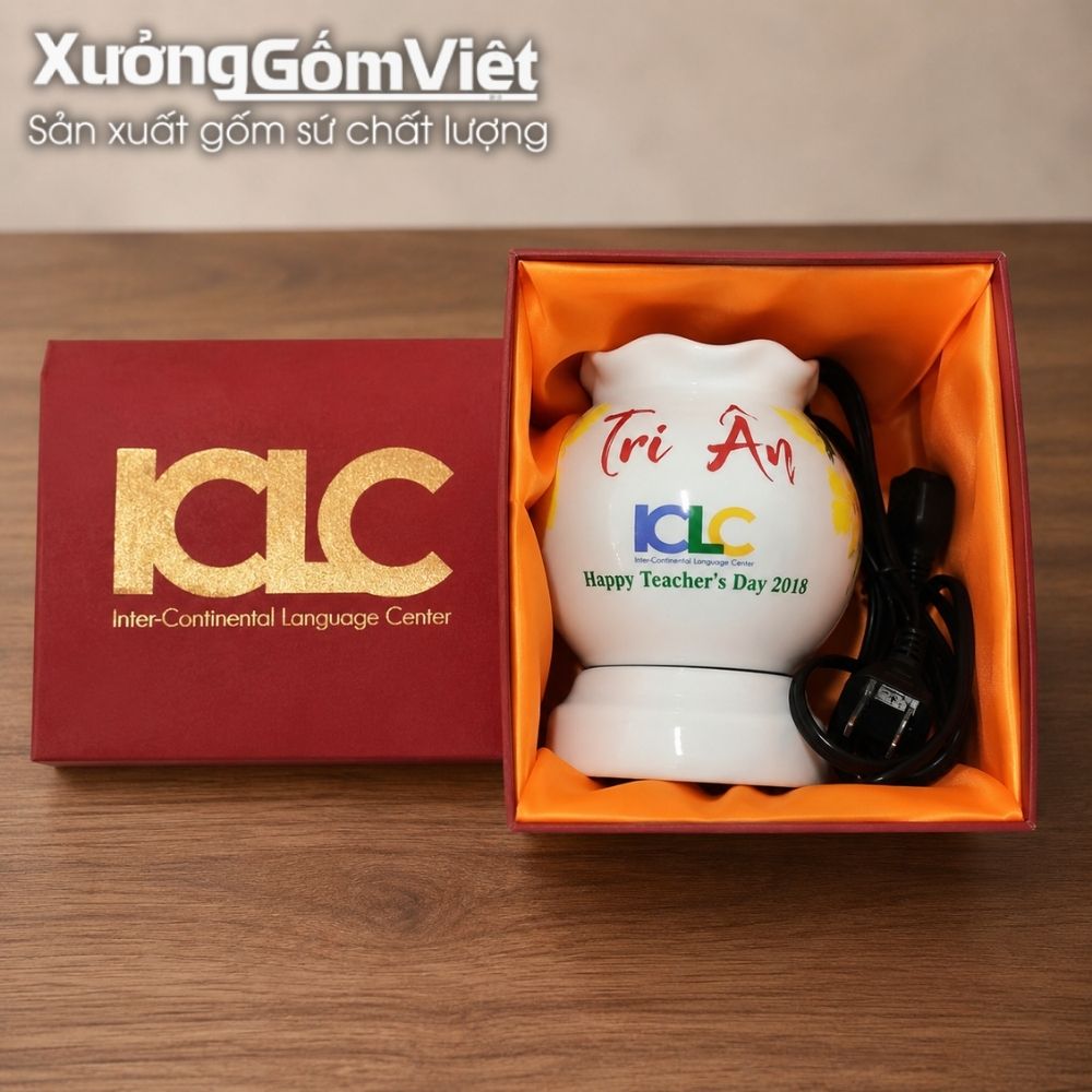 Đèn xông tinh dầu